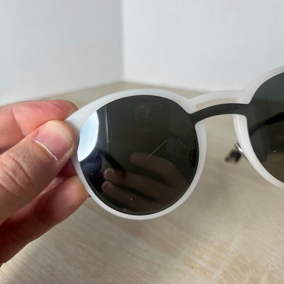 Christian Dior Onde 1 X610T Sunglasses READ DESC Matte White Havana 59-14-145 main image 5